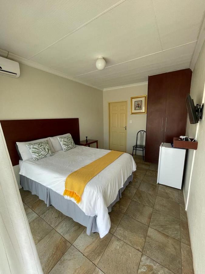 Hotel Khutsong Guests House Burgersfort Exteriér fotografie