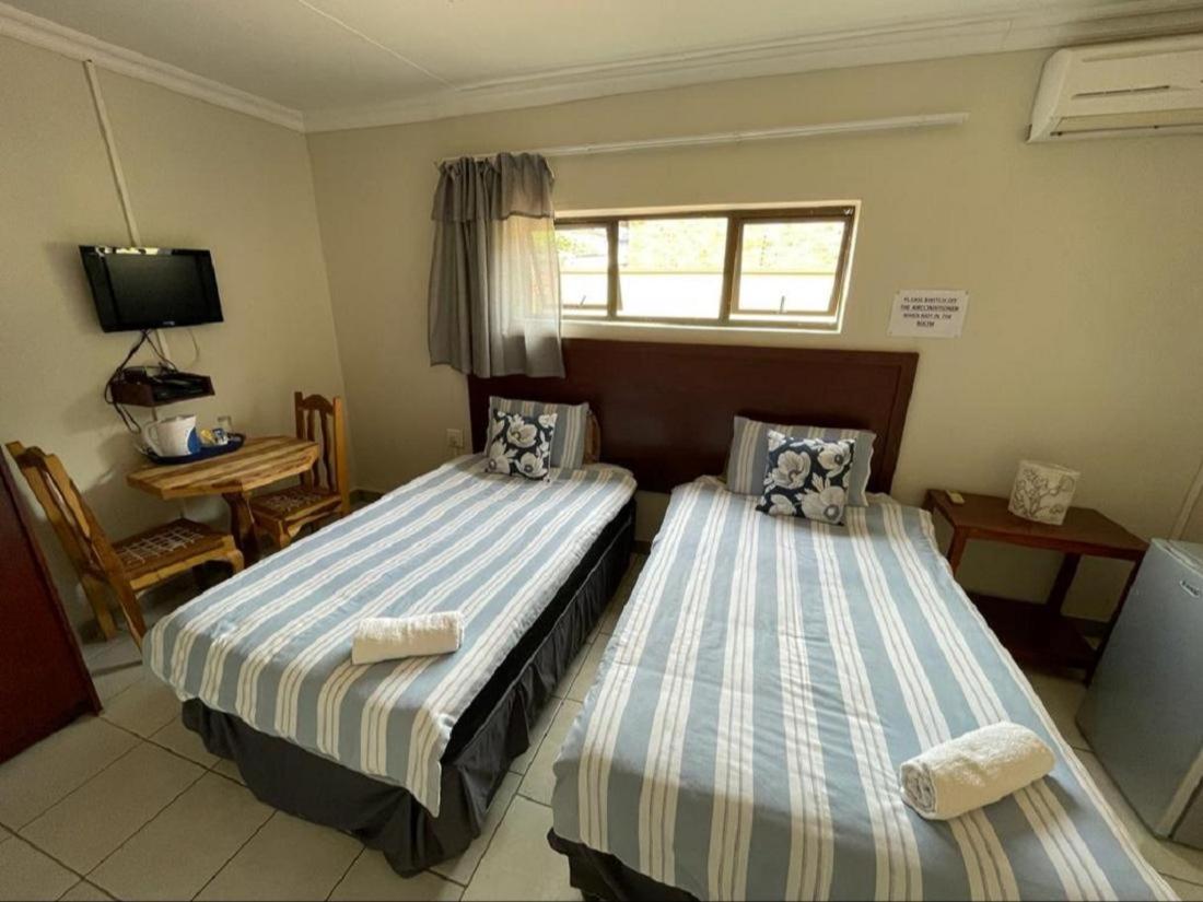 Hotel Khutsong Guests House Burgersfort Exteriér fotografie